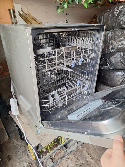 Посудомойка Посудомоечная машина