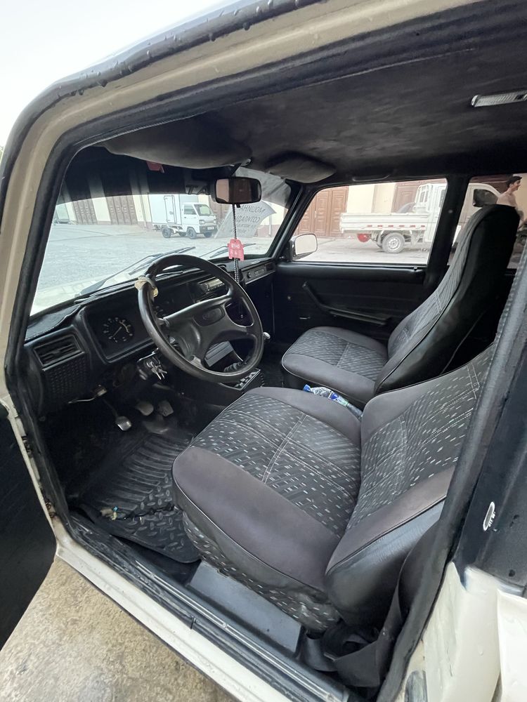 Vaz 2107 sotiladi 2.200$ ozgina kelishamiz