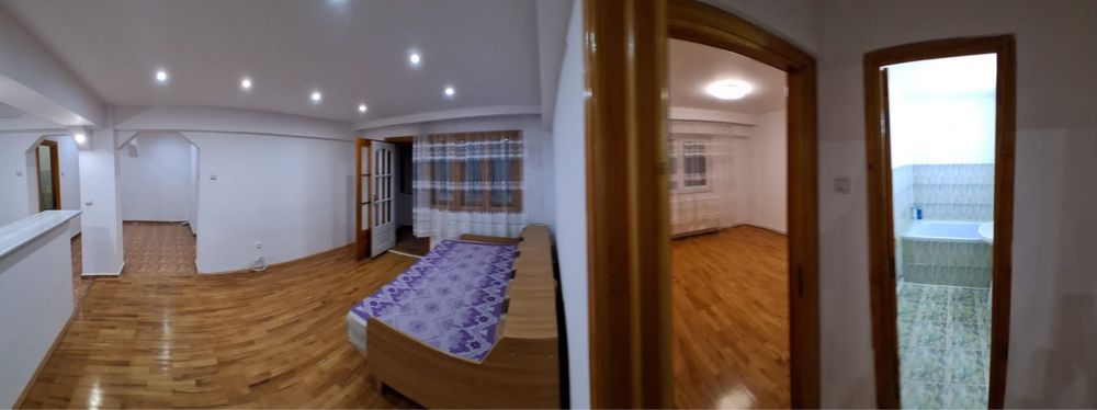 apartament 3 camere etaj 1