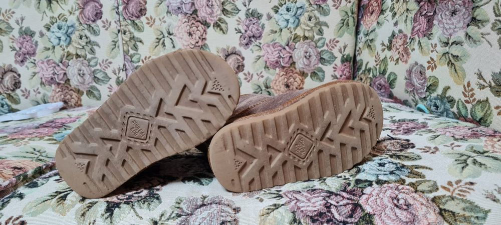 Vand cizmulite calduroase