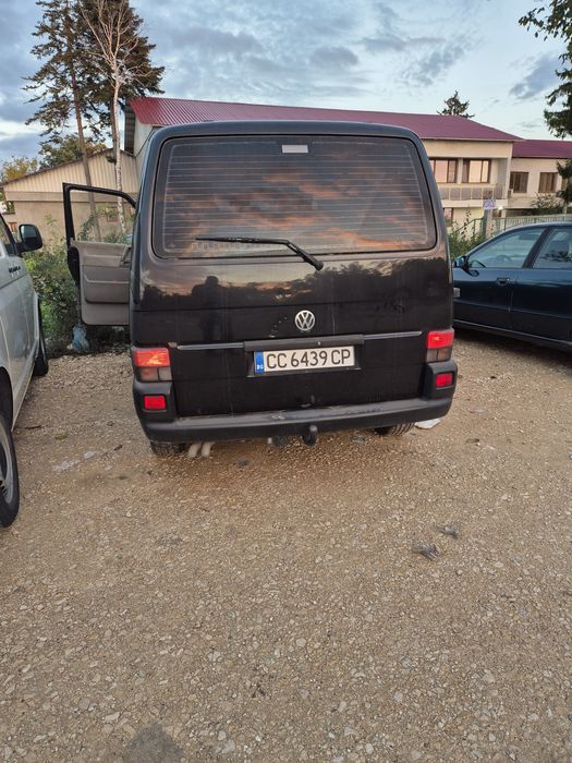 Volkswagen transporter multivan 151