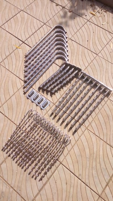 Торговое оборудование - Вешала железные