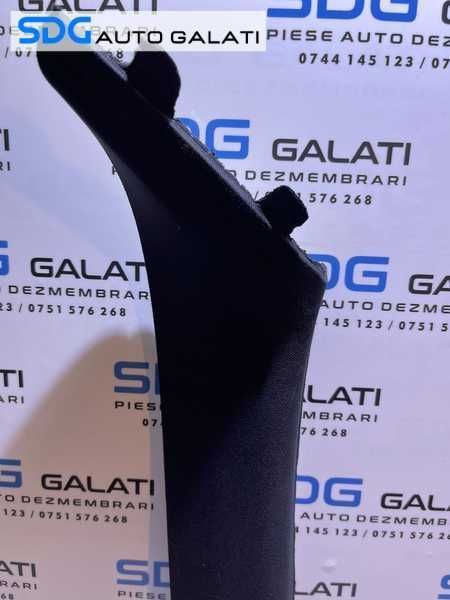 Plastic Capac Stalp Prag Stanga Fata Parbriz BMW Seria 3 E90 E91 2004 - 2011 Cod 7058331