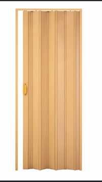 Нова неразопакована PVC сгъваема врата златен дъб - 2 бр