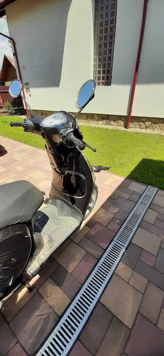 scuter/moped 49 cm3