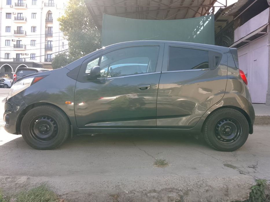 Spark sotiladi 1.25