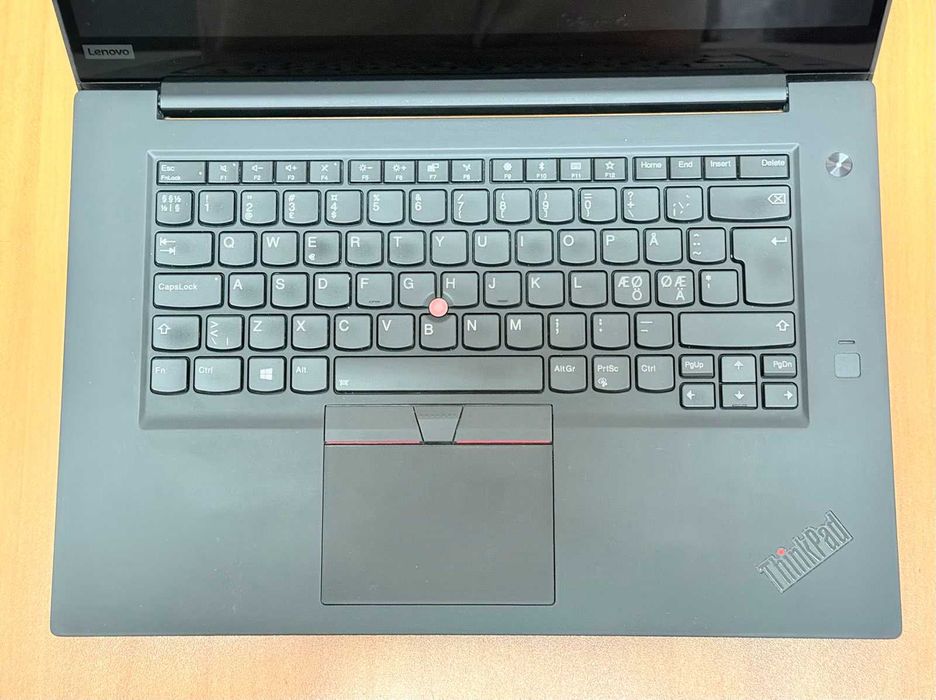 15.6" 4K Touch/Lenovo X1 Extreme/i7-8750H/32GB/512GB SSD/GTX 1050 Ti