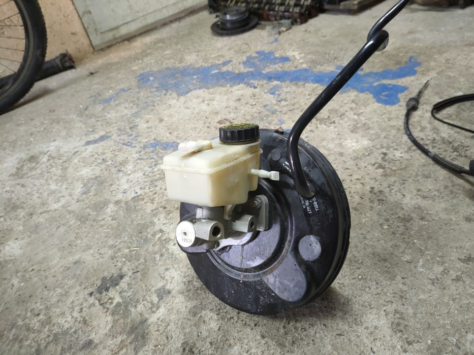 Продавам останали части от BMW 328 E46