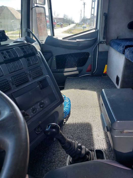 Vând Iveco Stralis pentru dezmembrat