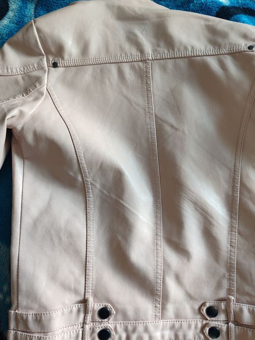 Куртка косуха на девочку