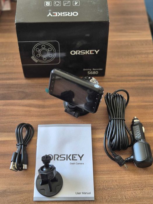 Cameră auto ORSKEY S680 Full HD cu unghi larg de 170° ecran LCD de 3,0