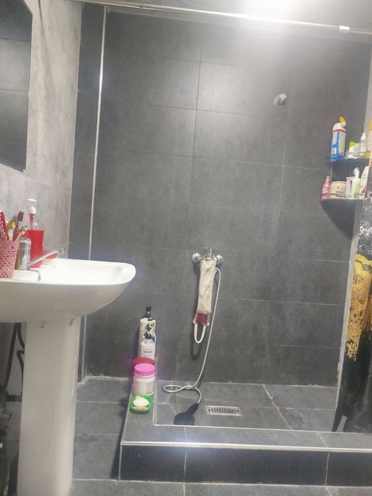 Sotiladi Olmos rezidensda 46m2. Yashnobod