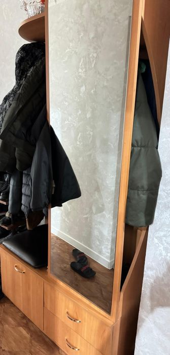 Продаю шкаф купе