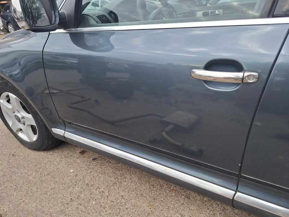 Usa portiera fata stanga VOLKSWAGEN TOUAREG 7LA, 7L6, 7L7 2002 - 2010