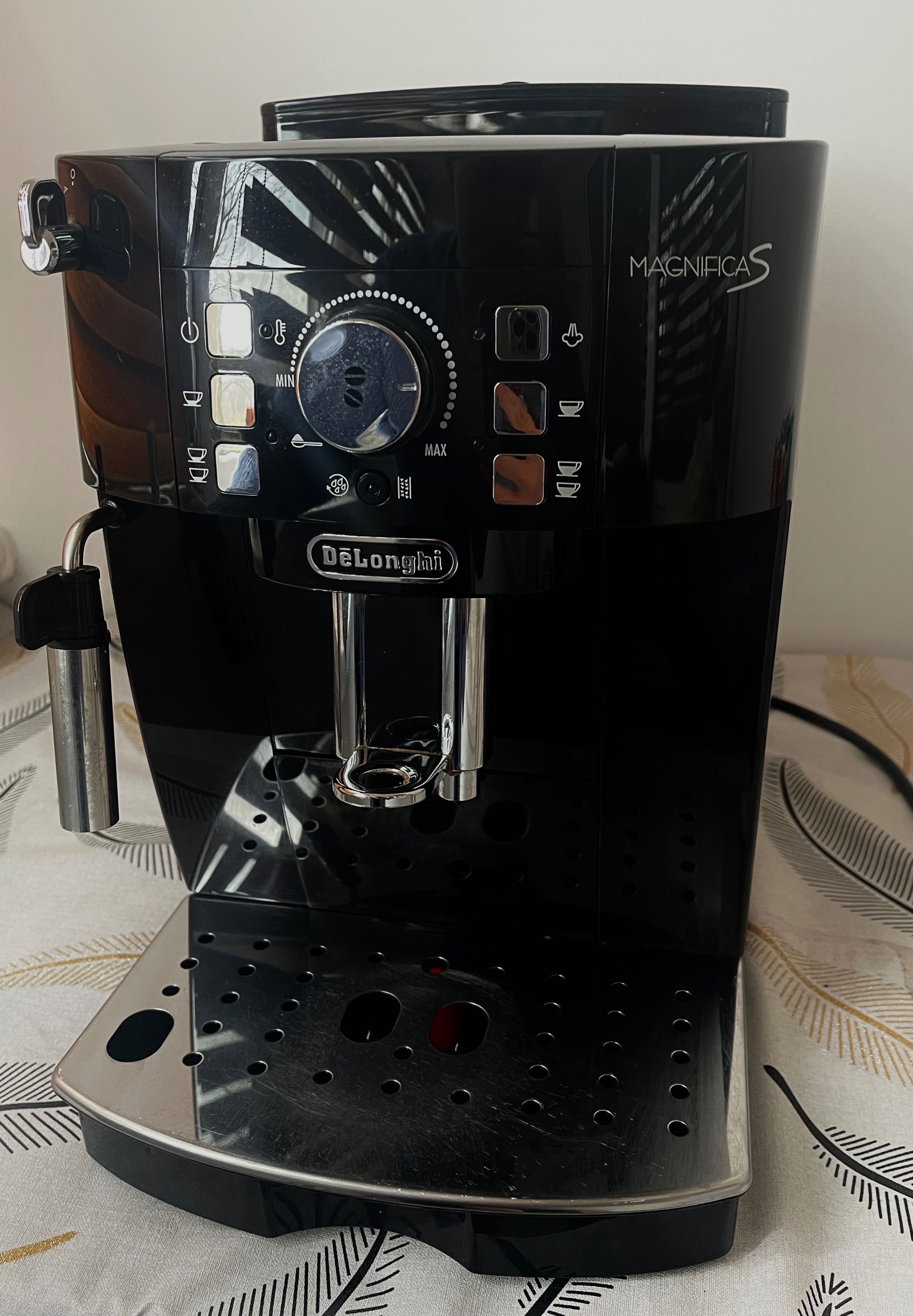 DeLonghi Magnifica S