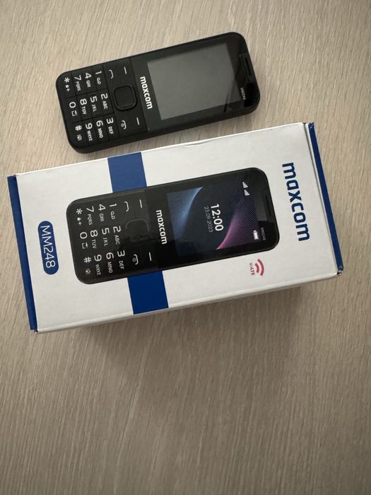 Telefon Maxcom dual sim NOU