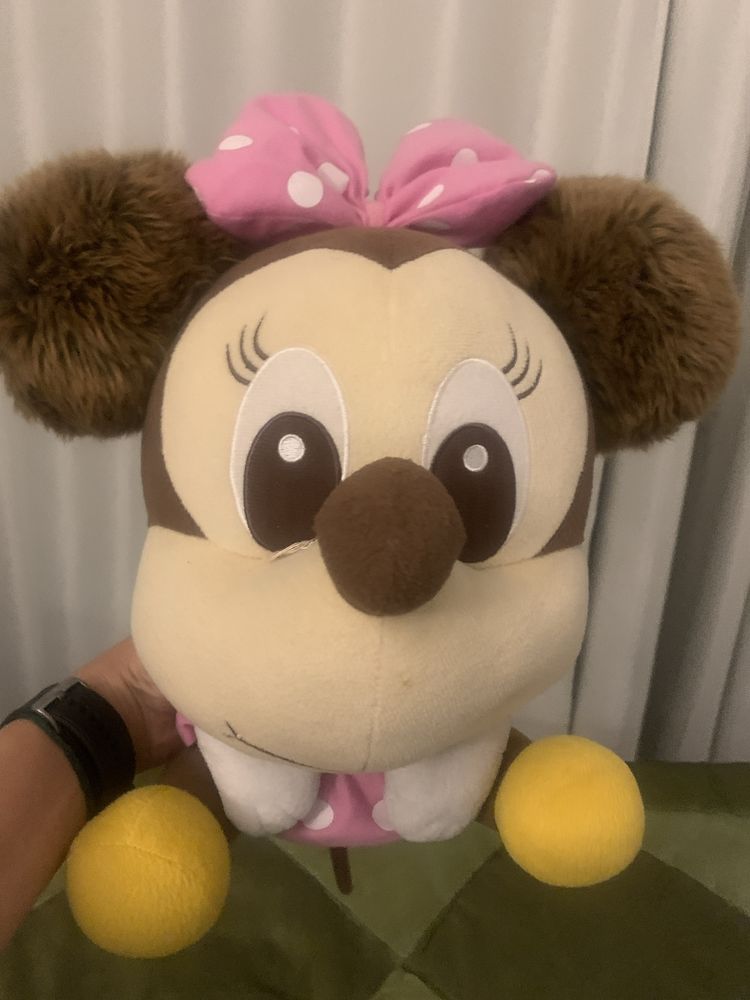 Продается игрушка Мини Маус и несколько игрушек еще в подарок