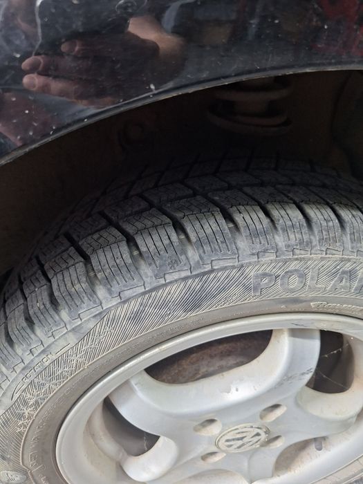 Jante din aliaj R14 5 spite 4x100 Anvelope iarna M+S Barum POLARIS 3 1