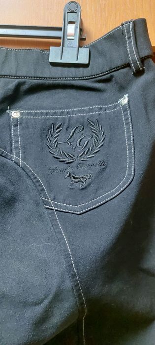 Pantaloni de echitatie pt femei