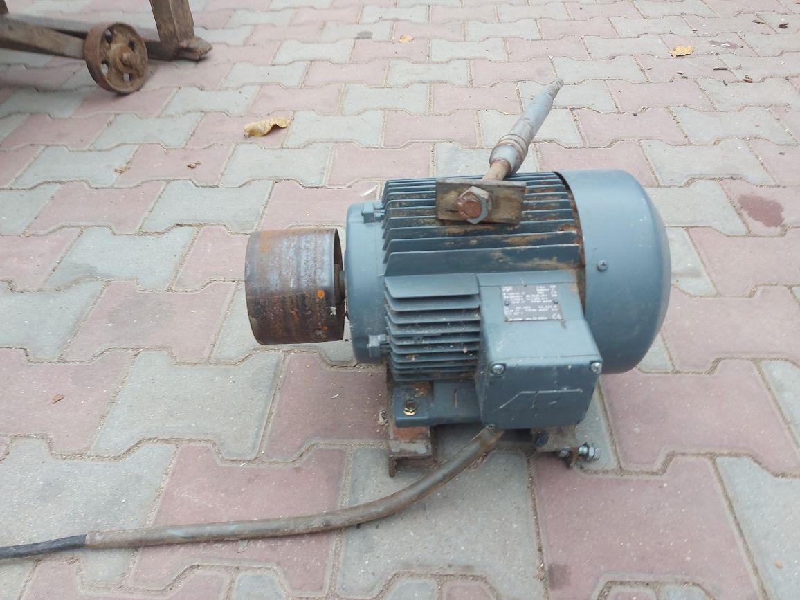 Circular abric taietor motor 5 kw