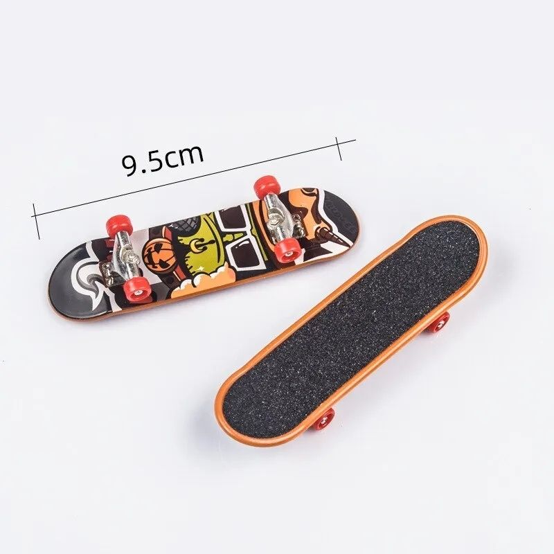 Set 2 mini skateboard din aliaj matalic și material abraziv tip pilă