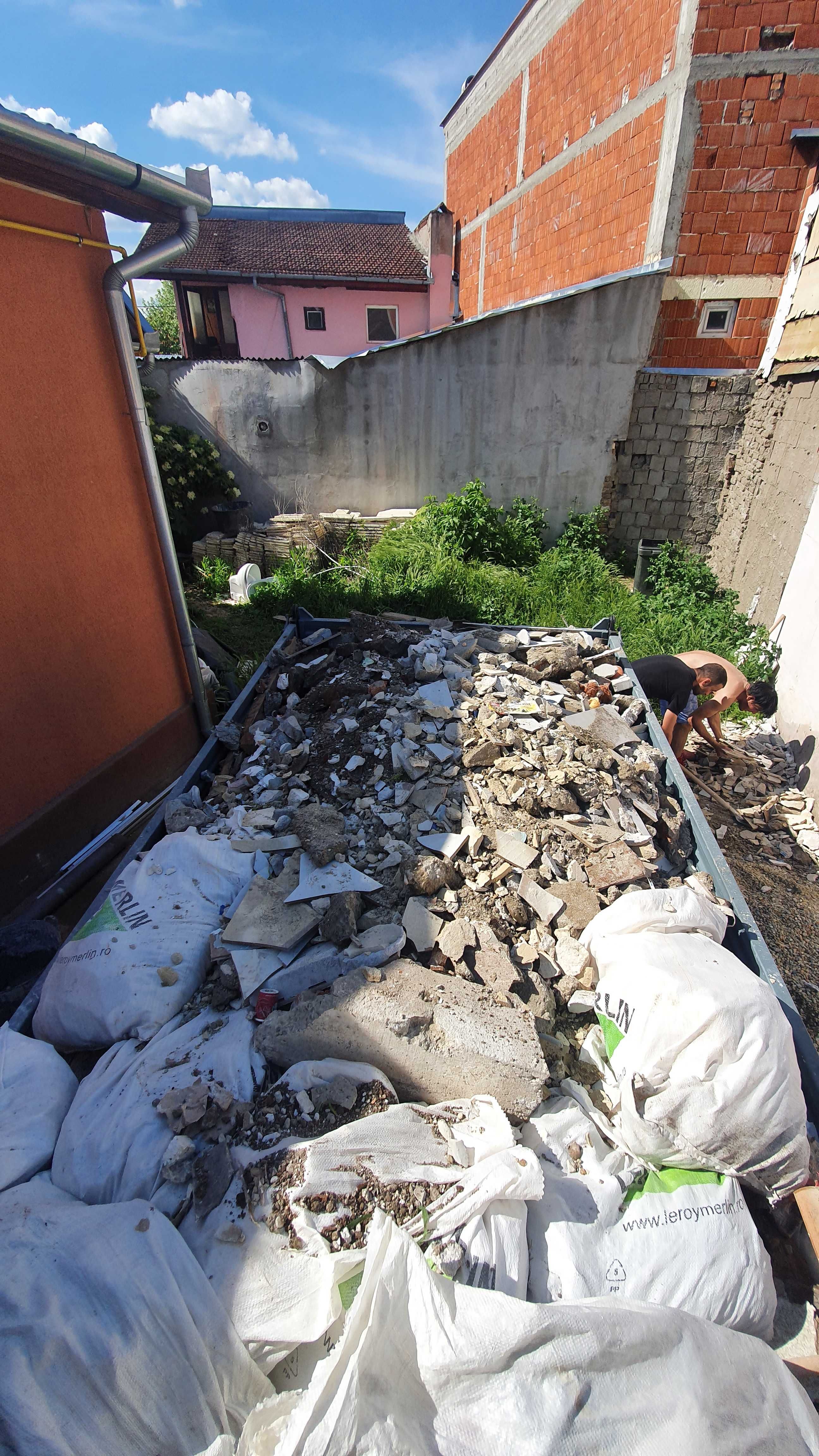 Transport nisip piatra hamuca pamant  amestec  moloz materiale mobila