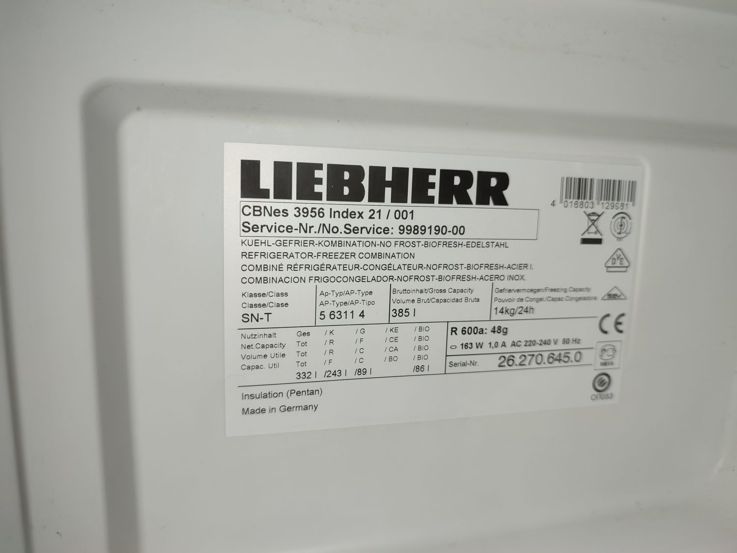 Хладилник с фризер Liebherr CBNes 3956