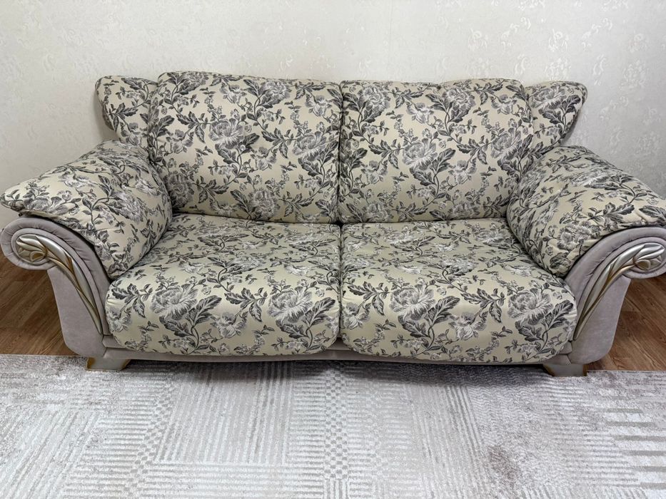 Диван и полудиван фирмы потютьков