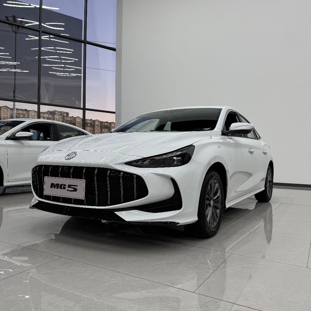 Monzadan yaxshi MG 5 Restyling