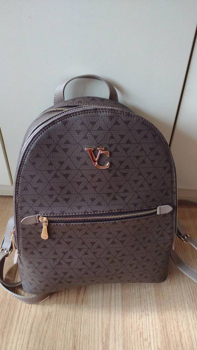 Оригинална дамска раница Vince Camuto