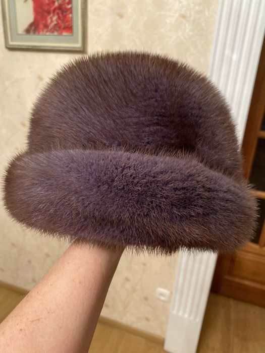 Шапка норковая в отличном состоянии