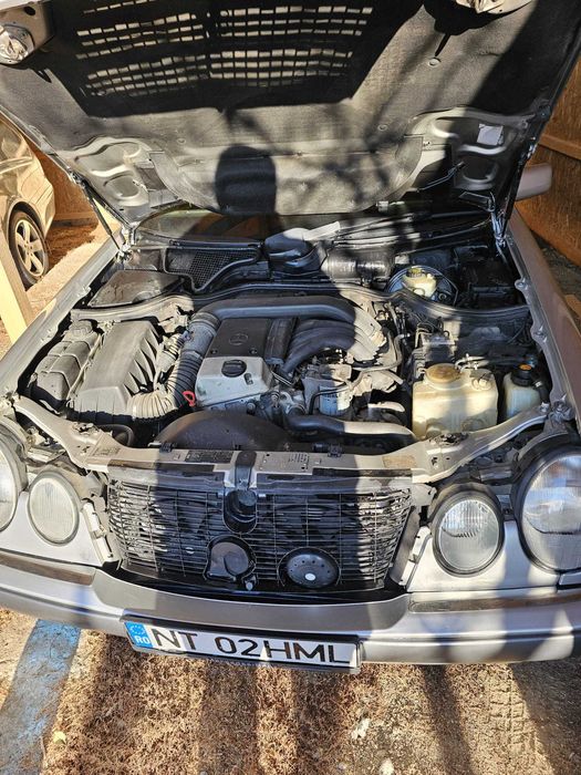 Mercedes Benz E250/Dric SD Funerar