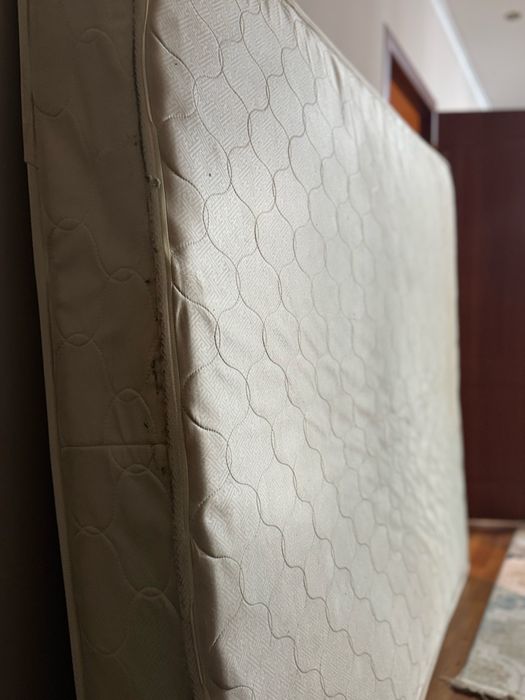 Кровать широкий, с матрасом