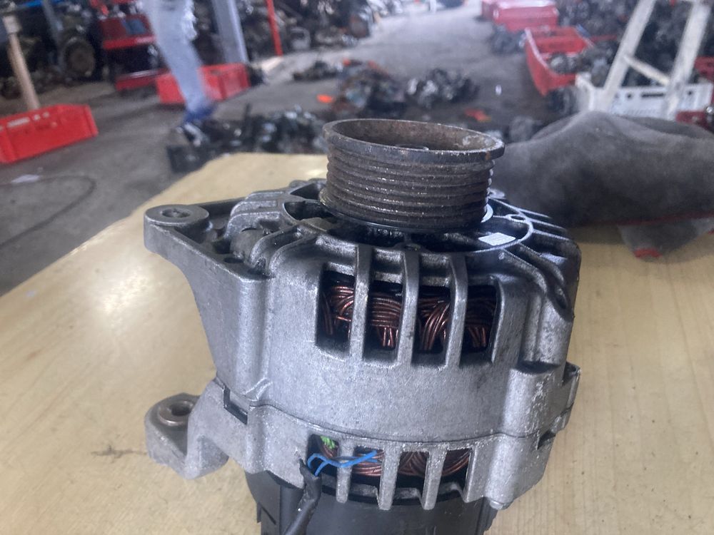 Audi A6 C5 A4 B6 2.5tdi Динамо