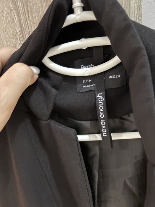 Дамски костюми Mango