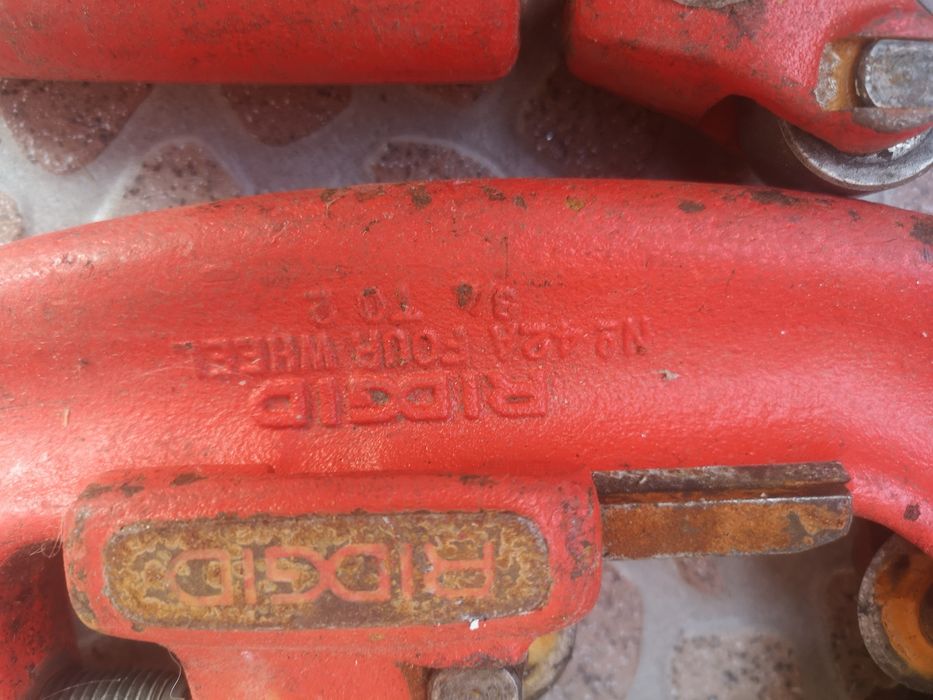 Тръборез Ridgid 42A Висококачествена 4колесна 3/4"-2"