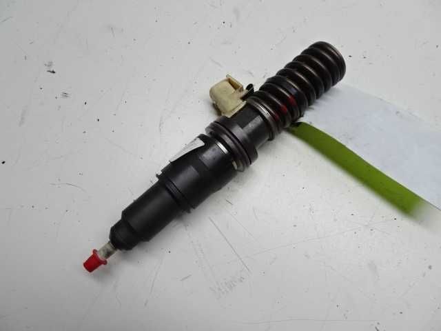 Injector Volvo D13K 21977909 - piese/dezmembrari Volvo