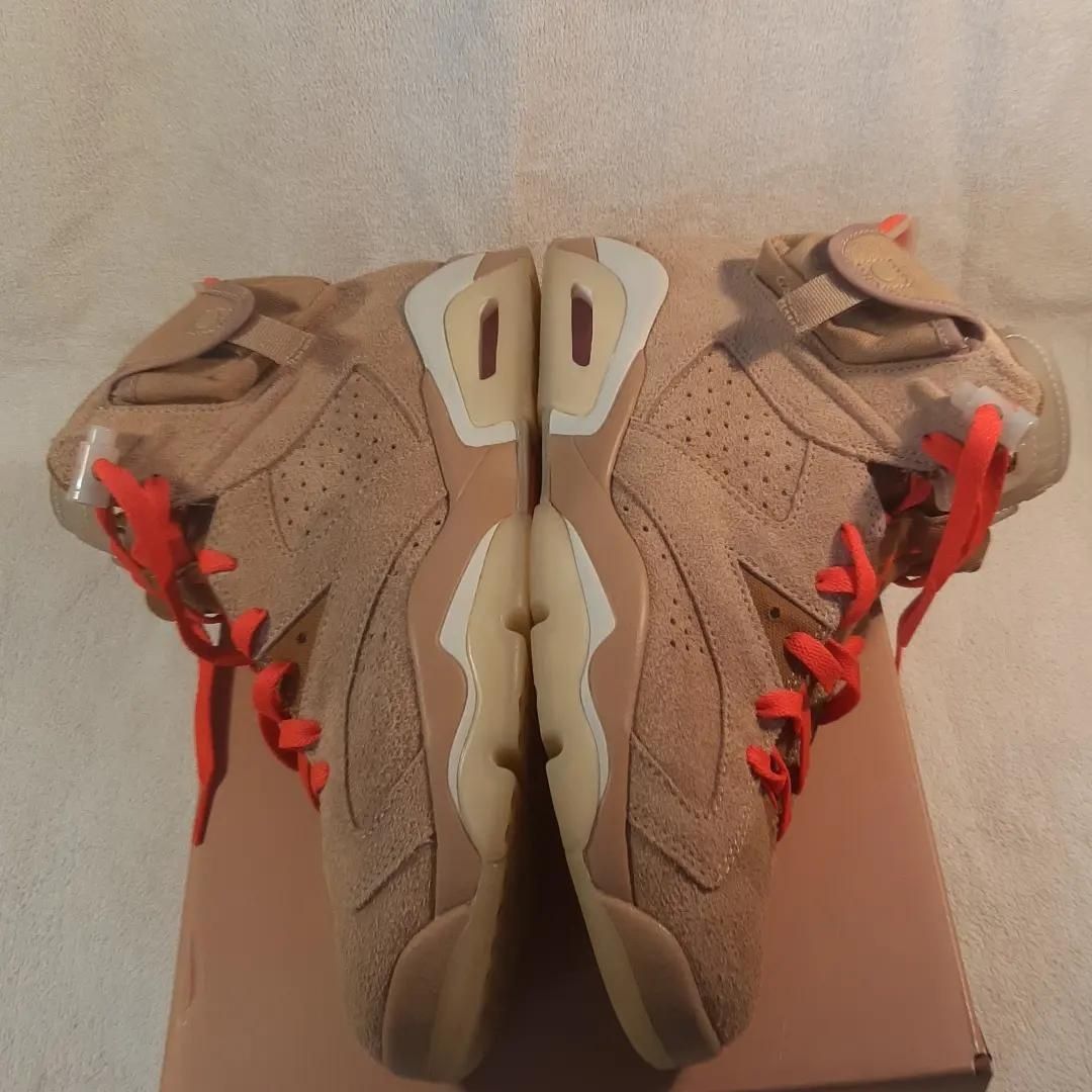 Jordan 6 Travis Scott