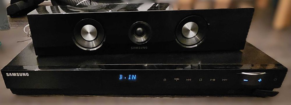 Sistem Home Cinema Samsung 5.1 HT-C555 + Transmitator Wireless