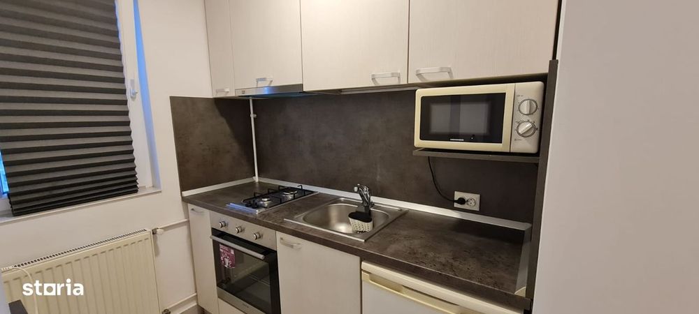 Proprietar, Favorit, 9/9, 32 mp, metrou la 100 m, mobilata si utilata