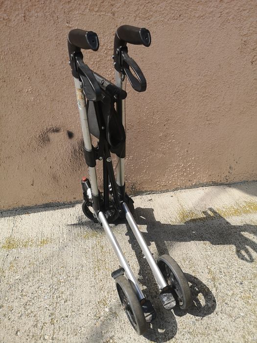 Rolator cadru roti mobil carucior rotile ortopedic  varstnici Germany