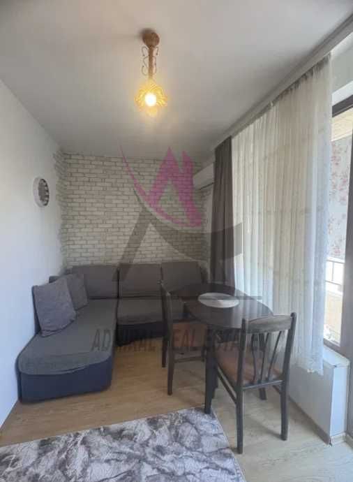 Двустаен -Колхозен пазар-Паркомясто