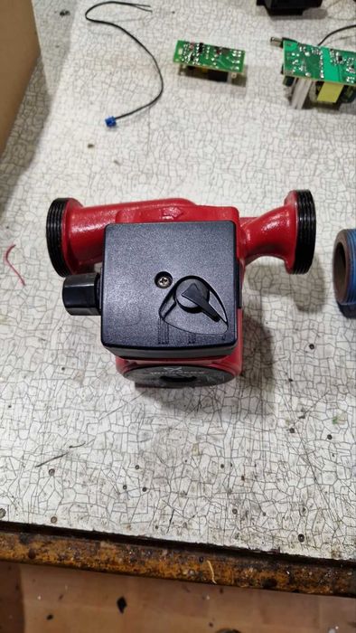 Циркулационнa помпa за парно grundfos 32 60 180