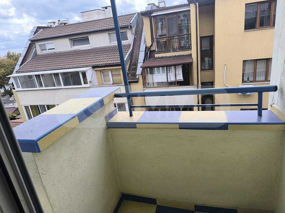 Тристаен апартамент под наем близо до централната част на Варна