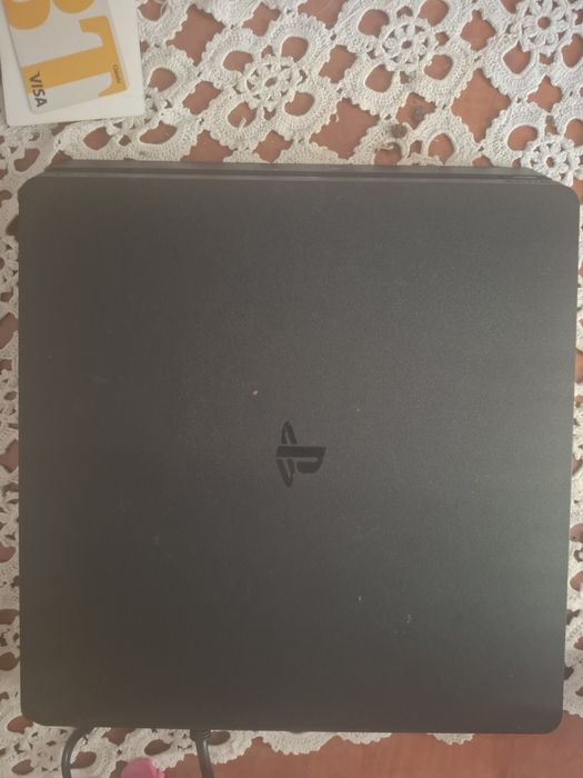 Vand ps 4 bun cu 2 manete ( schimba iPhone 13)