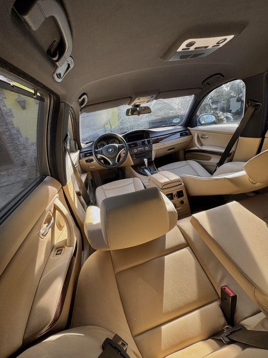 Bmw seria 3 automat 2008 e90 2.0 BiXenon Navi Mare Piele