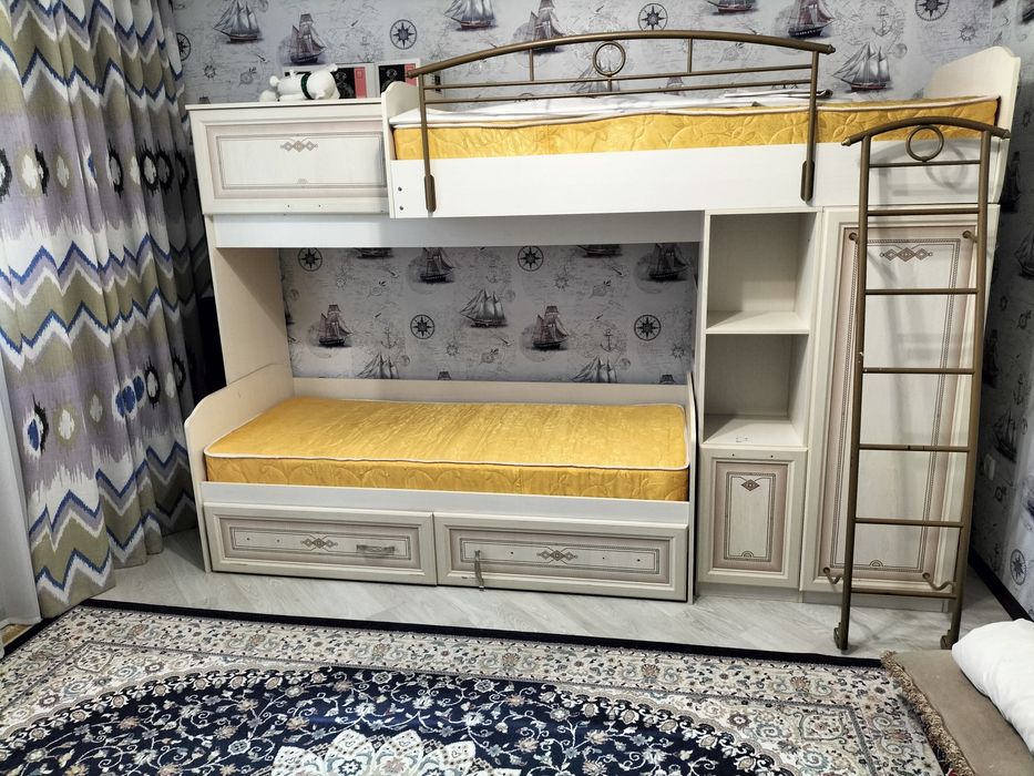 Двухместная кровать