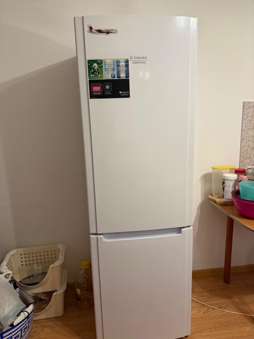 Продается холодильник