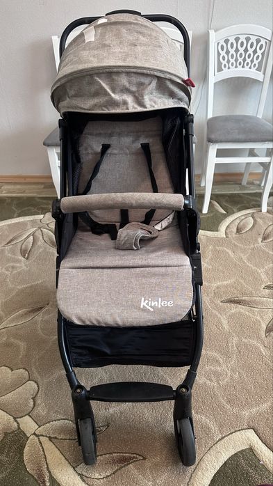 Коляска прогулочная