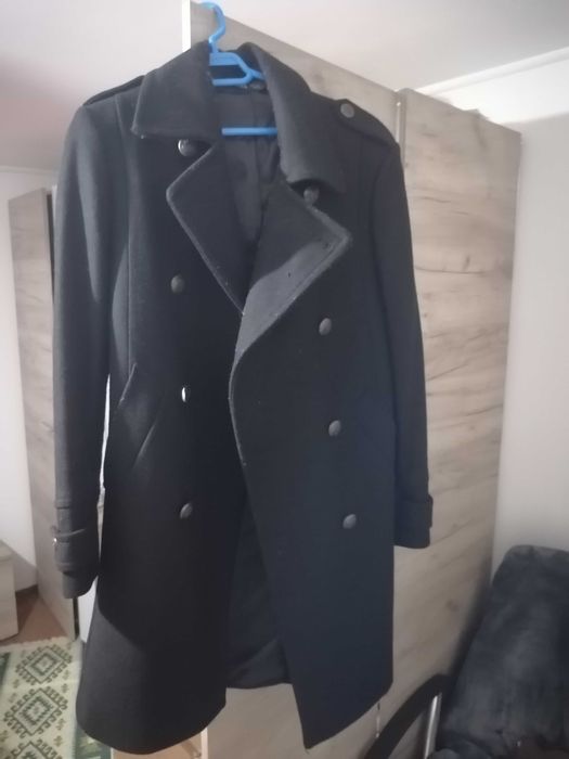 Vând Palton Zara Man mărimea S